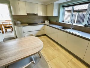 Kitchen- click for photo gallery